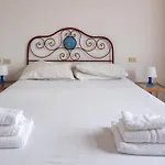 Welcomely - Isole Apartment *
