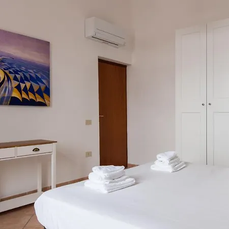 Welcomely - Isole Apartment *